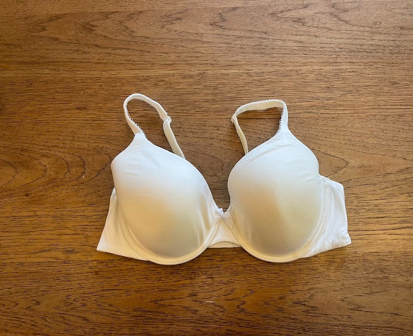 Victoria’s Secret White Logo 38DDD Body By Victoria Lined Full Coverage Bra VS