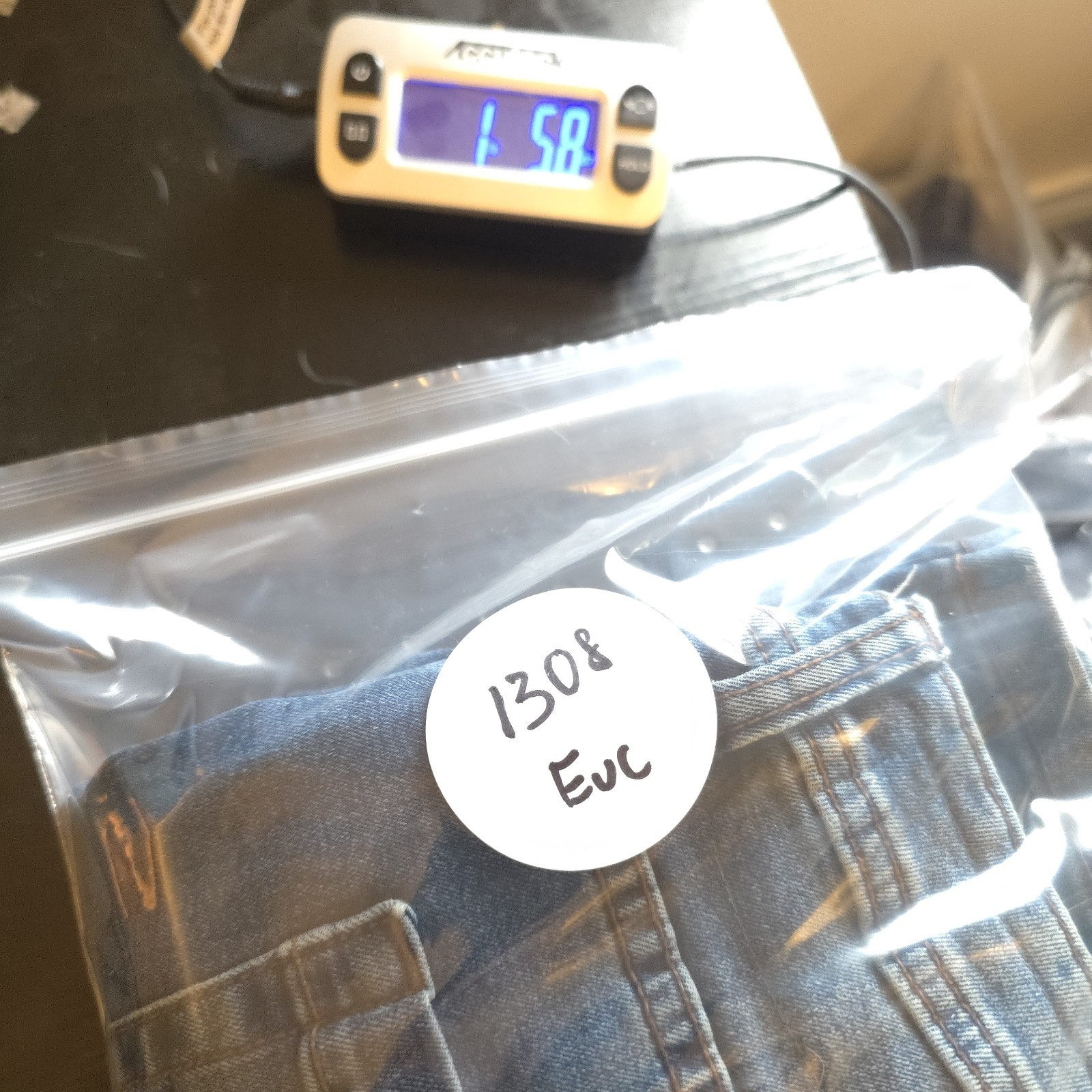 The Perfect Jeans Mens 33×34 (33×33) Slim Fit Blue Stretch Thigh Fade