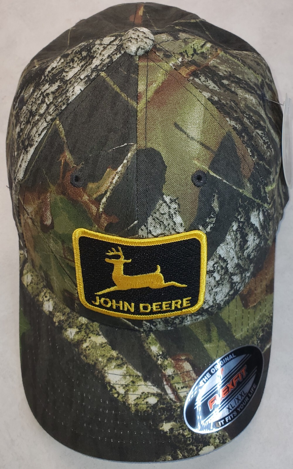 John Deere Patch on Mossy Oak Break-Up Flexfit 6277 Hat L/XL 7 1/8″ – 7 5/8″