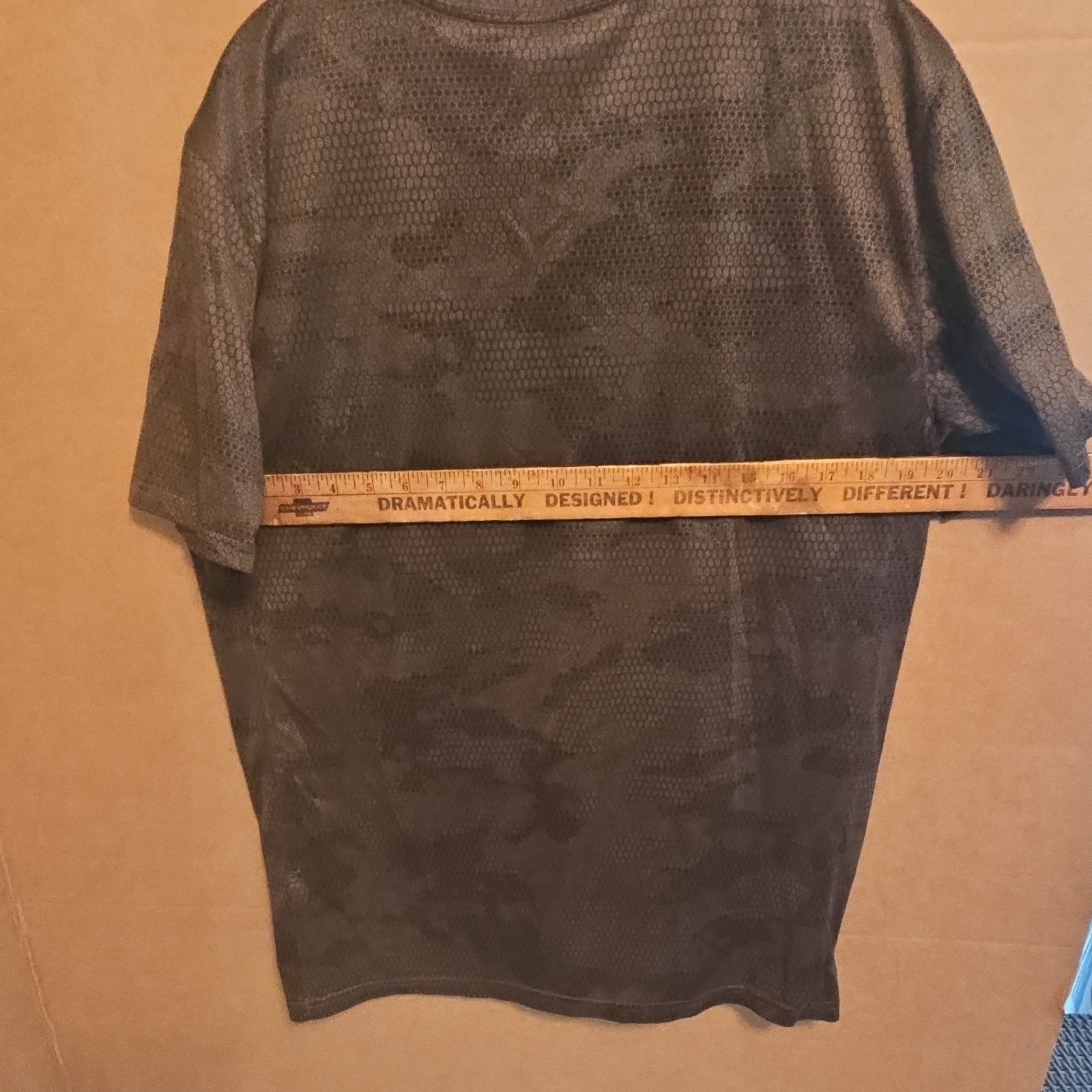 Nike Dri-FIT Men’s L Black Camo Crew Neck Short Sleeve Moisture Wicking Tee