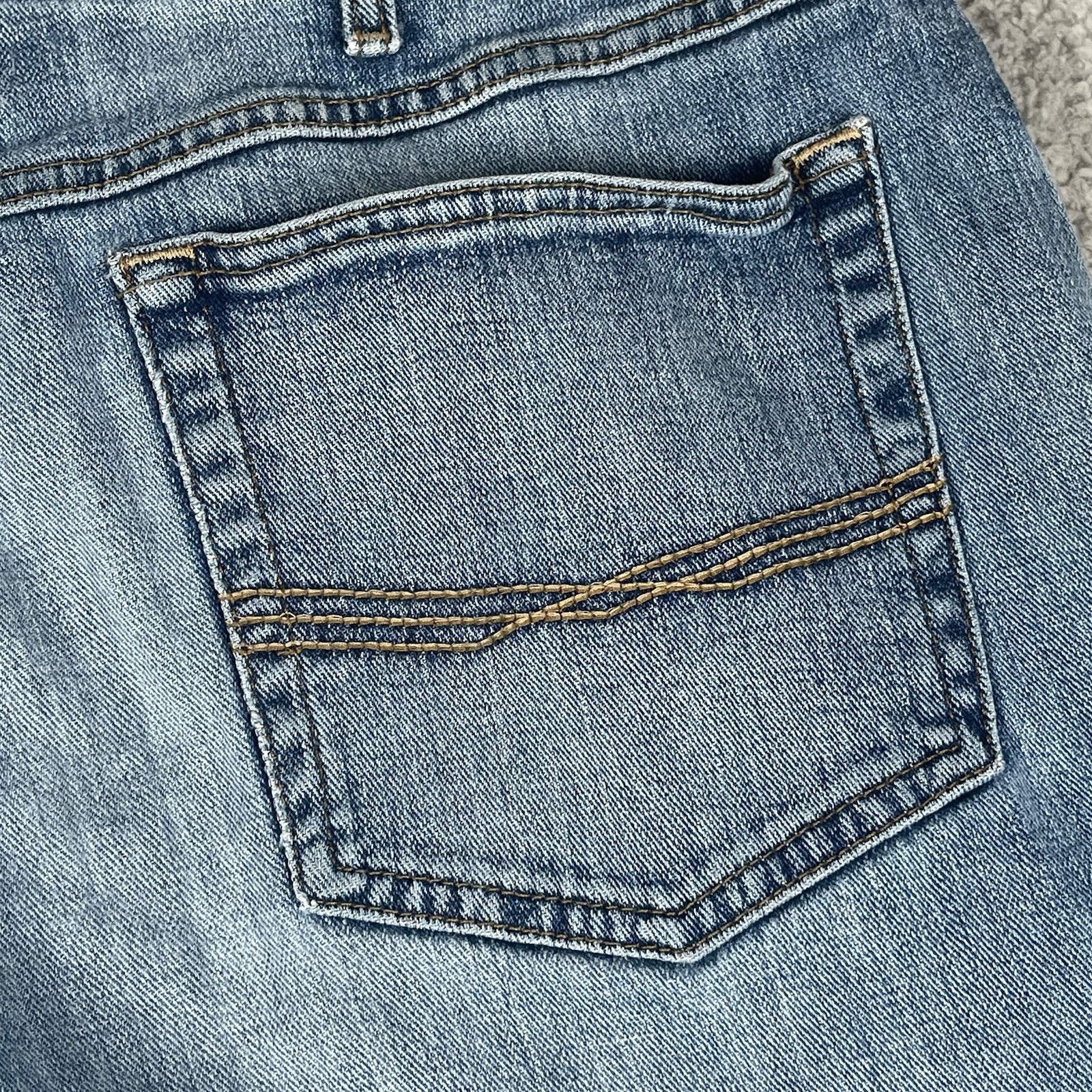 Ariat Jeans Mens 38×28* Blue M2 Relaxed Boot Cut Stretch Western Cowboy Denim