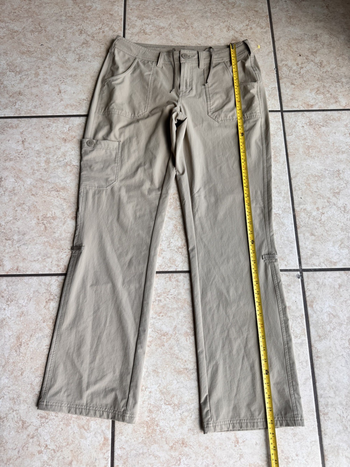 The North Face Women’s Khaki Cargo Hiking Pants Outdoor Travel Size 8