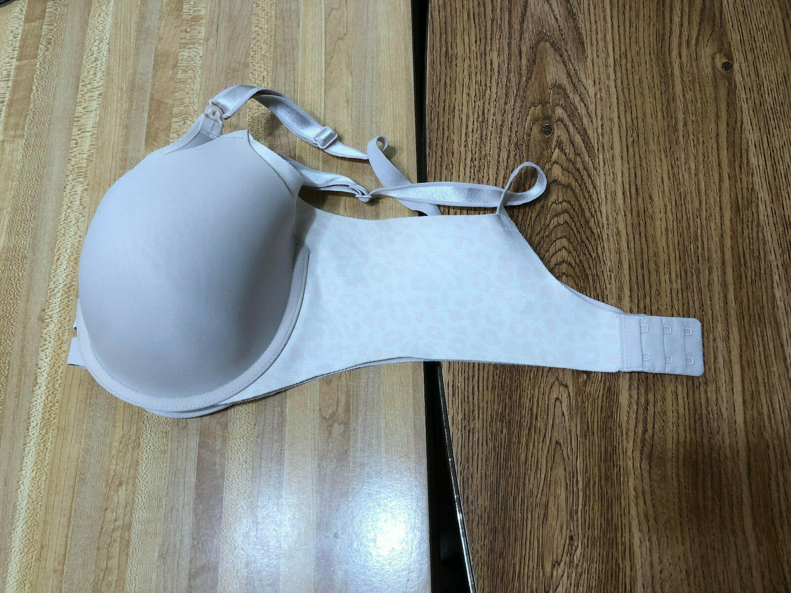 Warner’s 38C Nude No Side Effects Convertible Underwire Contour Bra RB5781A