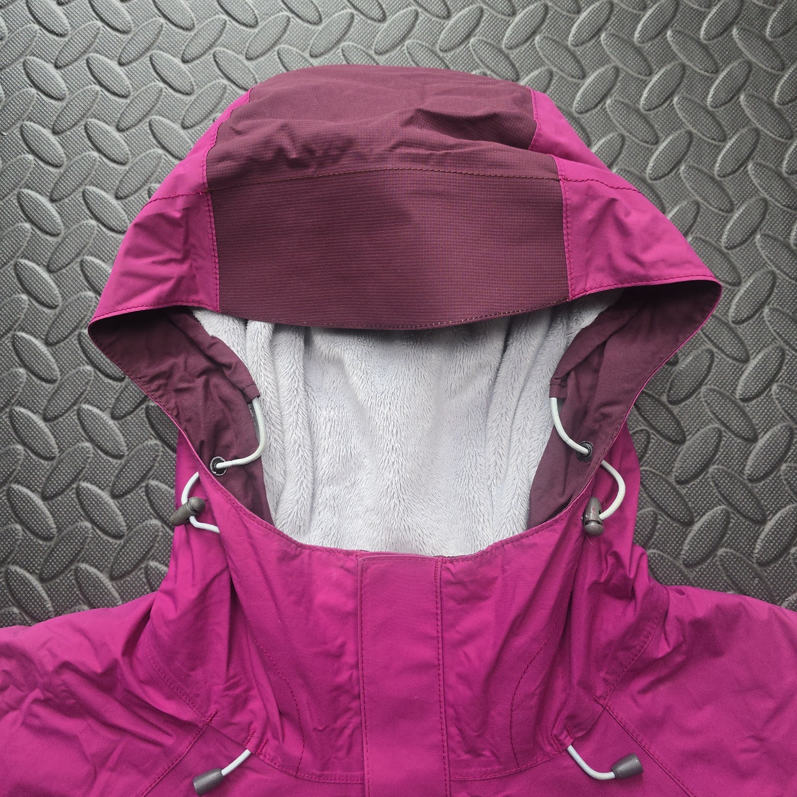 Berghaus AQ2 Waterproof Womens Jacket Lined Size UK 16 Outdoor Walking Hiking