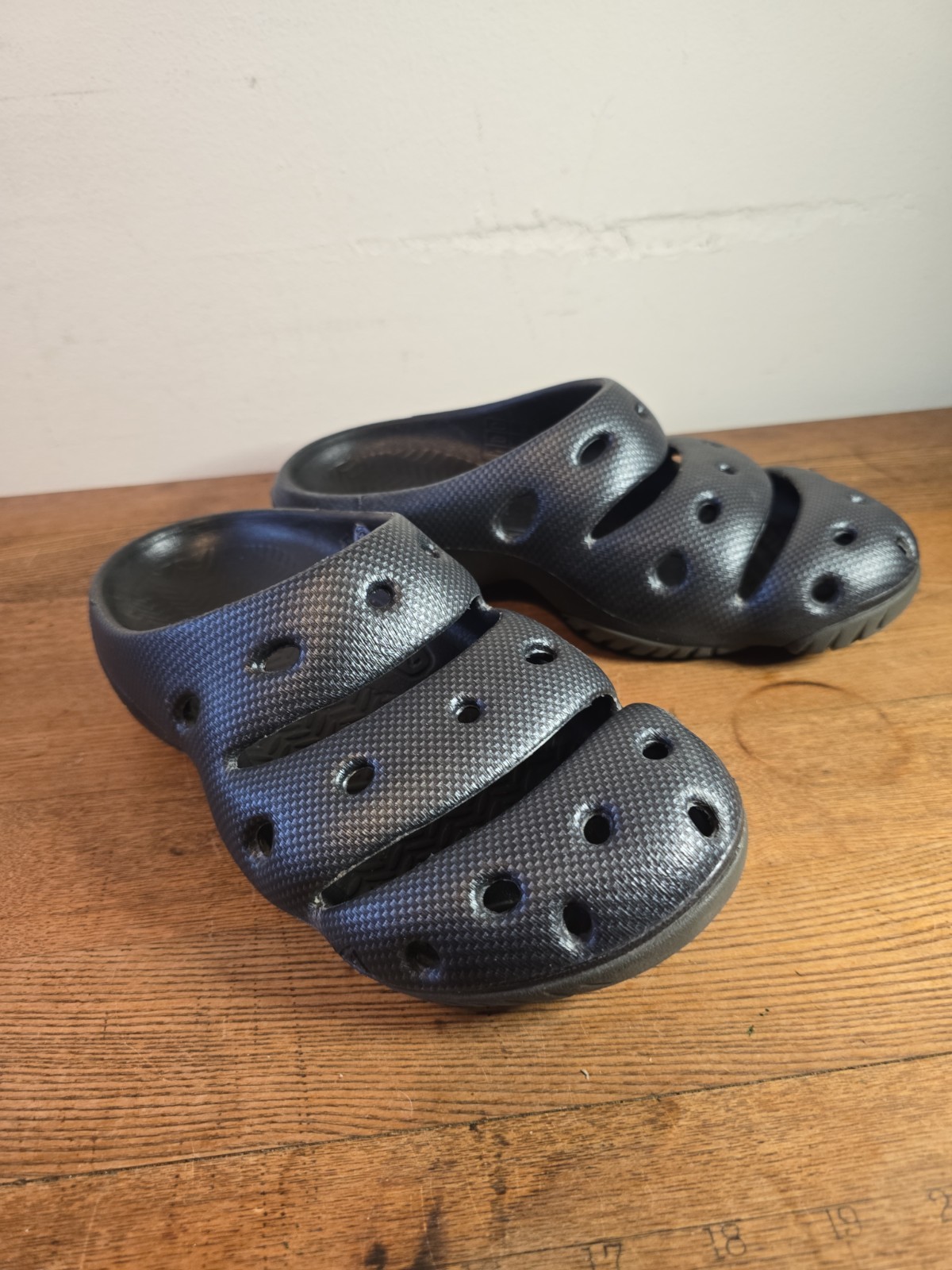 KEEN unisex rubber CLOGS,US 7, EU 38.5 BLUE 1002036 WIDE