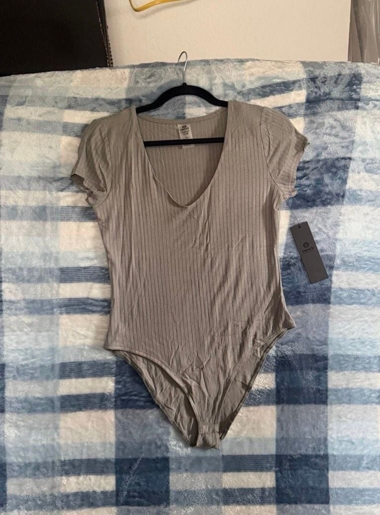 Mono B Taupe Grey Ribbed V-Neck Short Sleeve Bodysuit