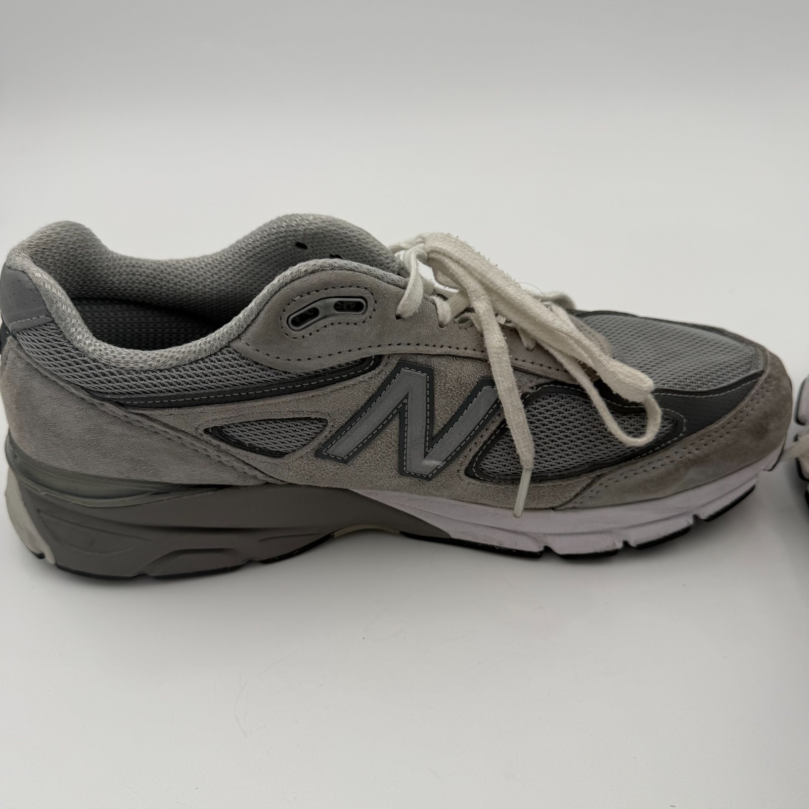 New Balance 990V4 Grey (U990GR4) – Size 10.5