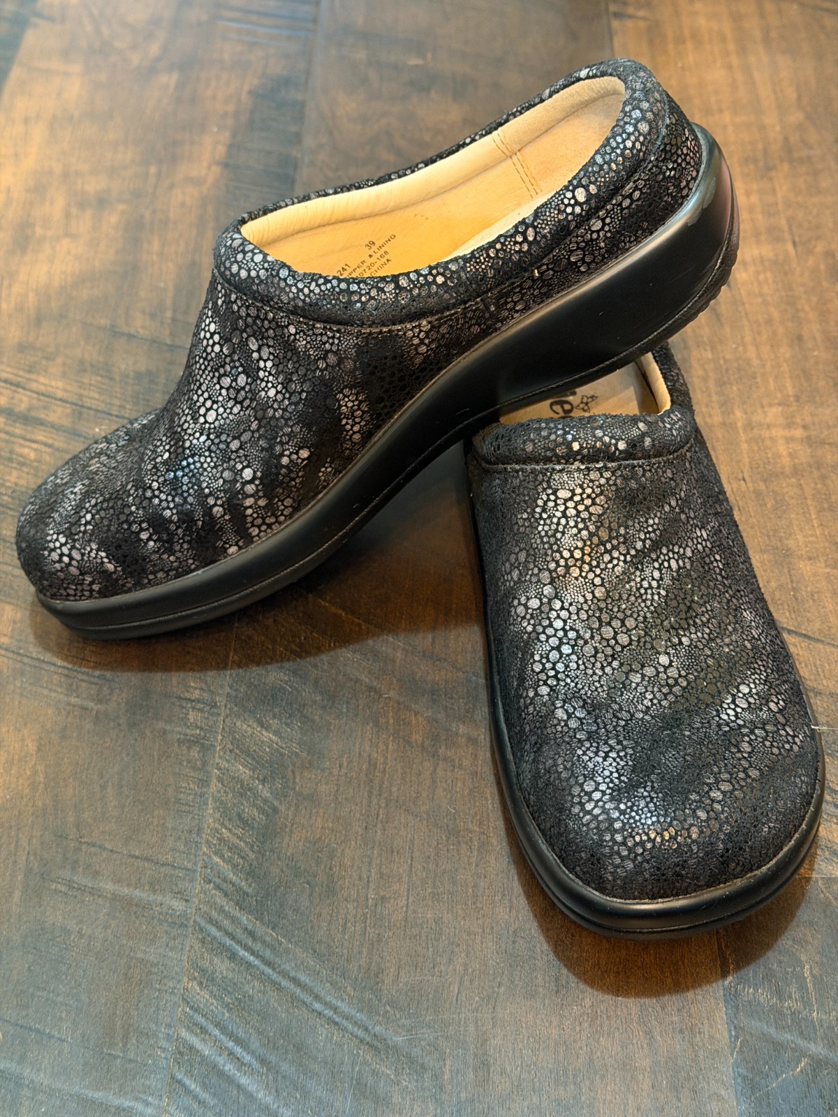 Alegria Kara Kay-241 Black & Silver Clogs Women’s Size US 9- 9.5 / EU 39