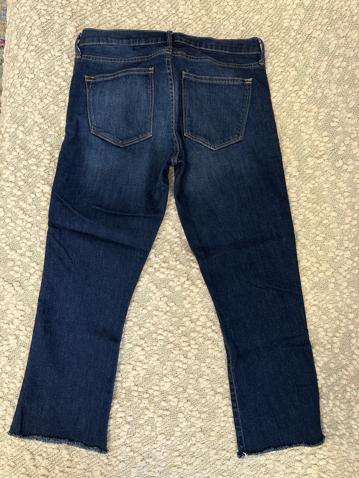 Gap 1969 Authentic Crop Kick Jeans Womens Size 28R (6R) Raw Hem Dark Wash Blue
