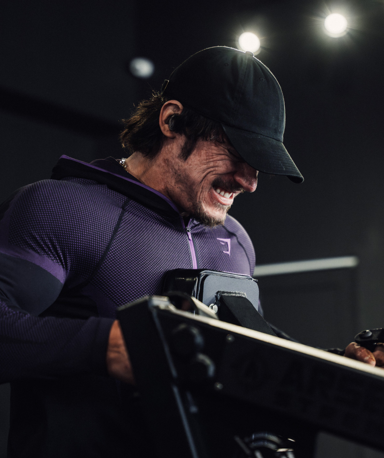 🟣 Gymshark Onyx 5.0 Seamless Hoodie Black/Purple✅ Size LARGE SHIPS FAST