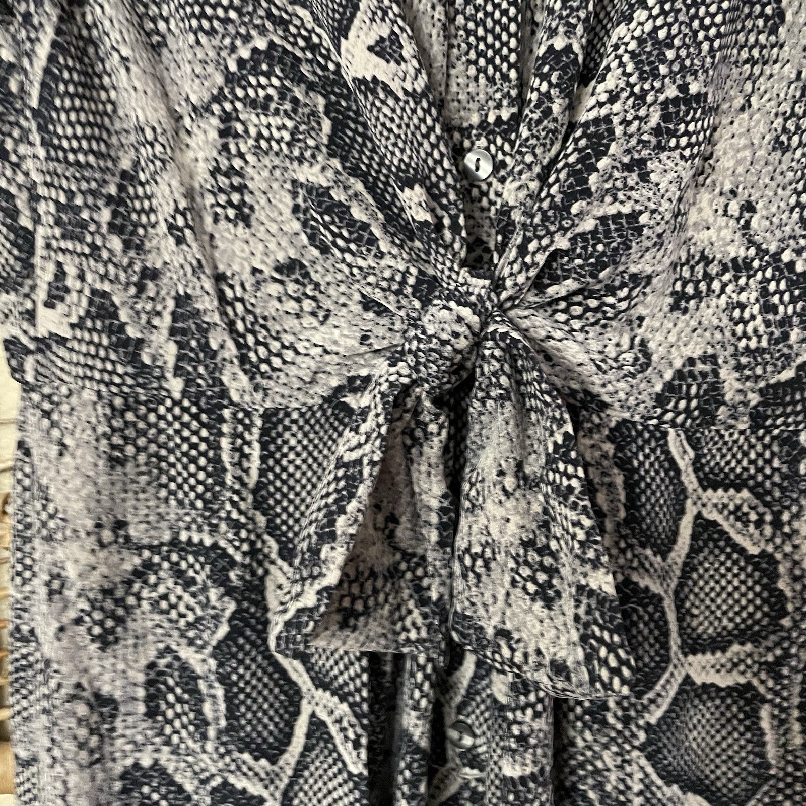 REBECCA TAYLOR Silk Snake Print Jumpsuit Wide Leg Pockets $495 Posh Chic 6 B10