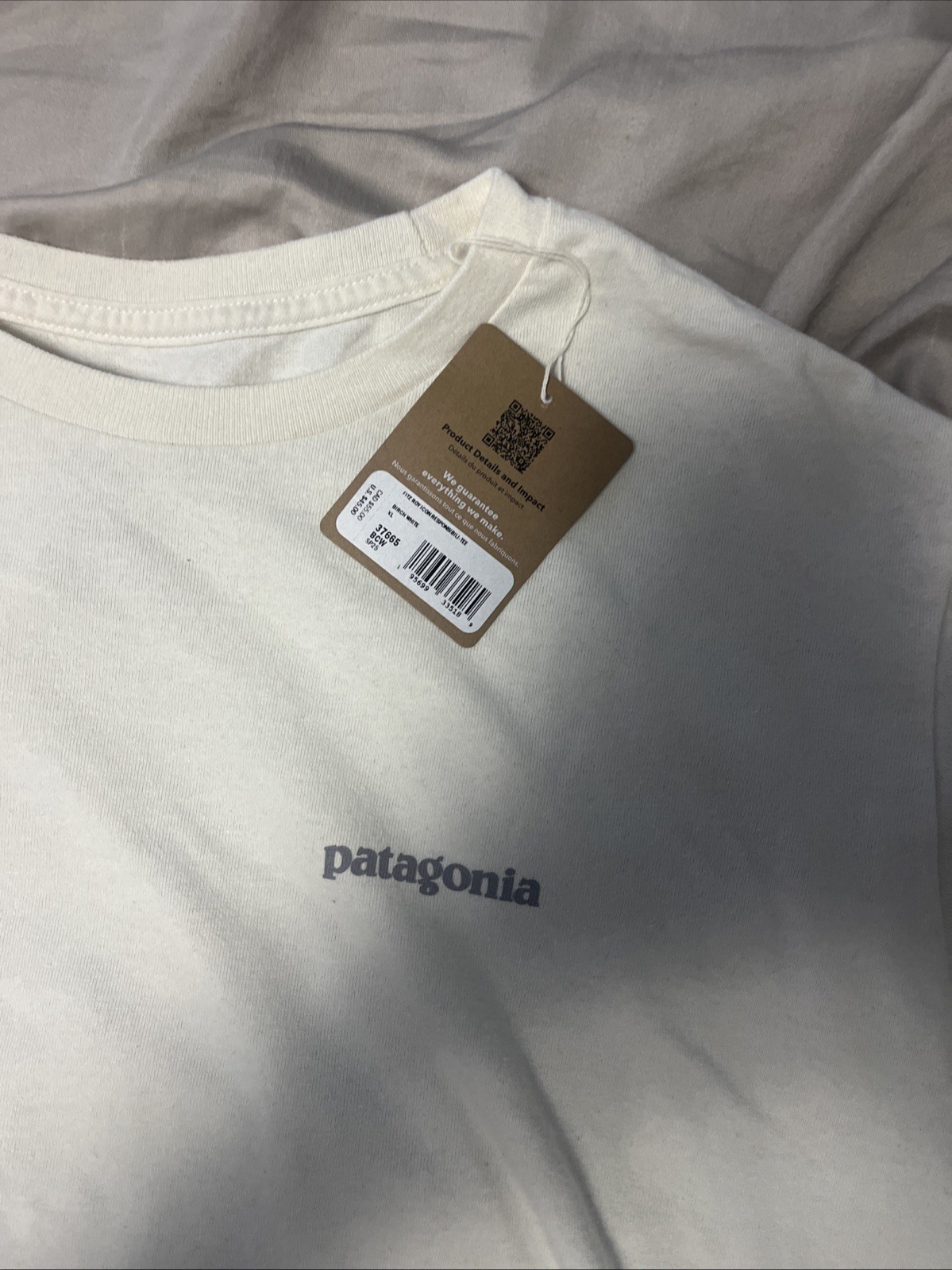 Patagonia Fitz Roy Icon Responsibili-tee Birch White NWT