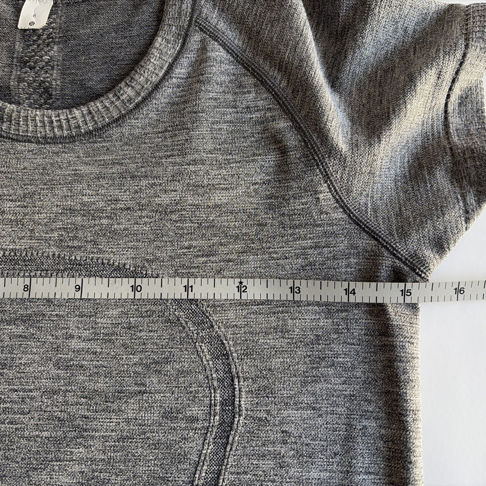 Lululemon Swiftly Tech Size 6 Short Sleeve DKRD Top see pics for measurements EX