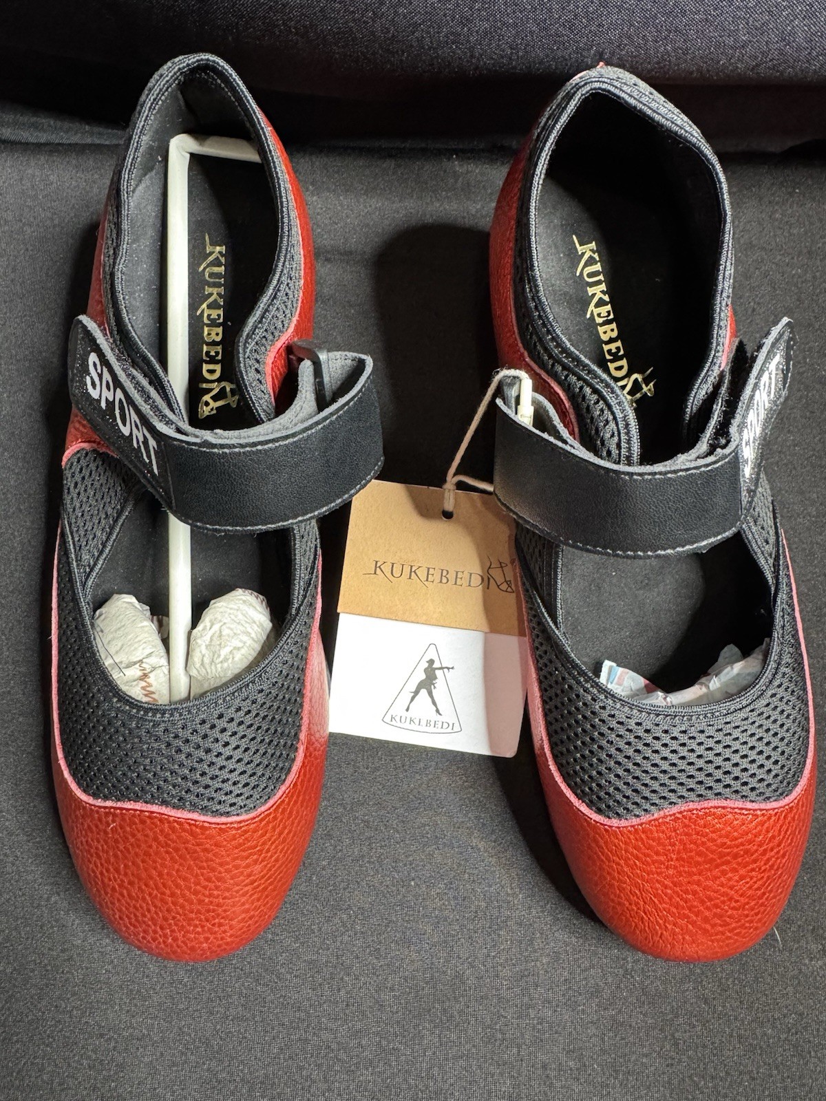 Womens Dance Practice Shoes Closed Toe Split Sole $45.55 Size 8.5 RED/BLACK