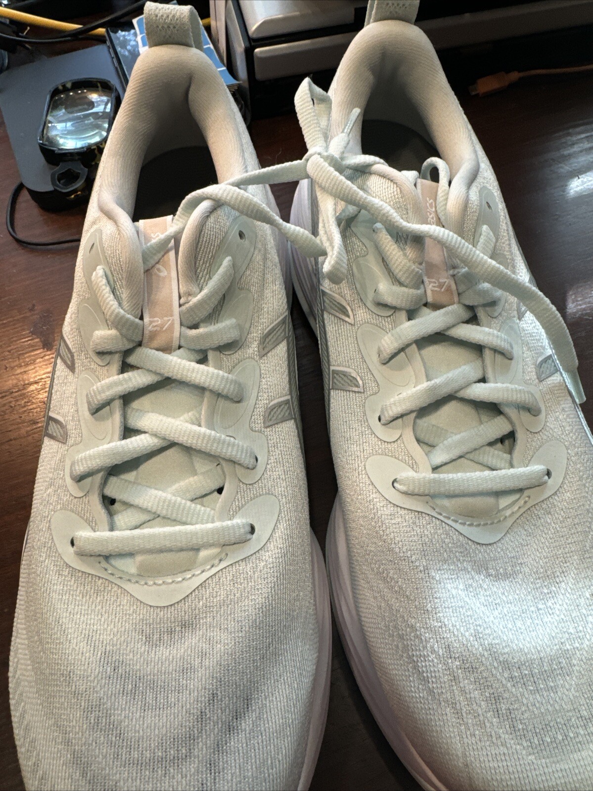 ASICS GEL-CUMULUS 27 011B792 002 Light Mint Green samples no size tags
