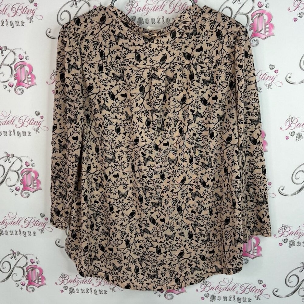 H&M button up long sleeve owls birds butterfly 🦋 Floral Print Women’s Top