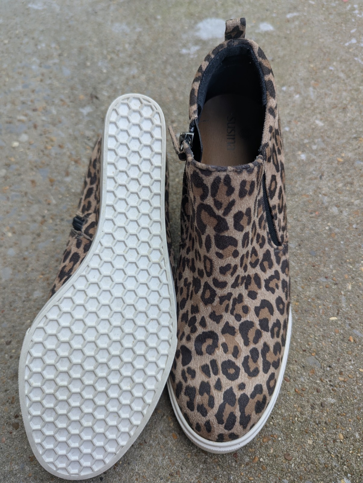 Susina Cheetah Hidden Wedge Heel Sneaker Bootie Boots Faux Suede Women’s Size 6