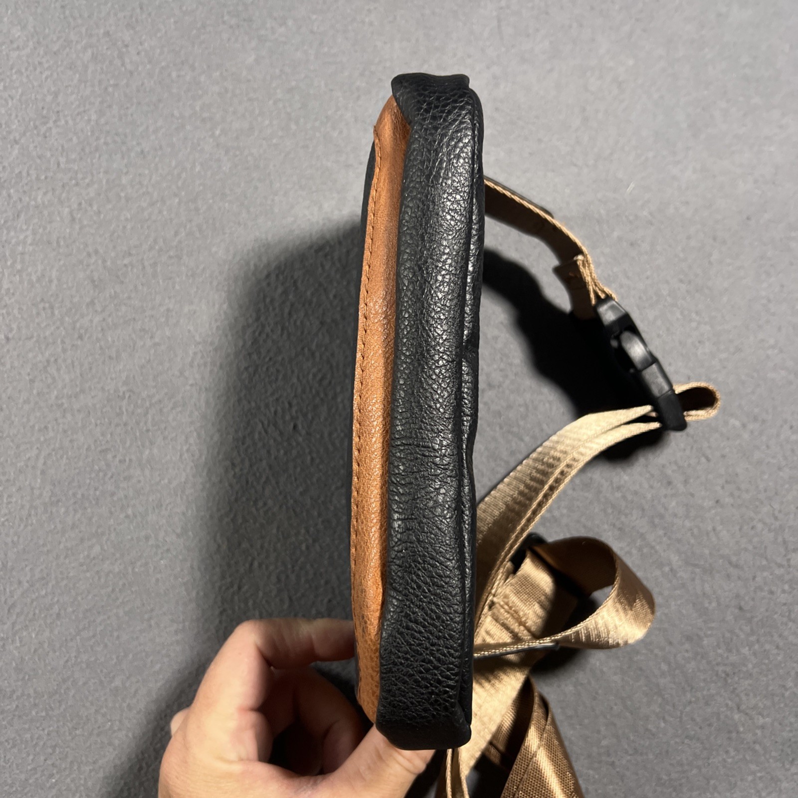 Lululemon Everywhere Belt Bag Black Leather Adjustable Strap Fanny Pack READ