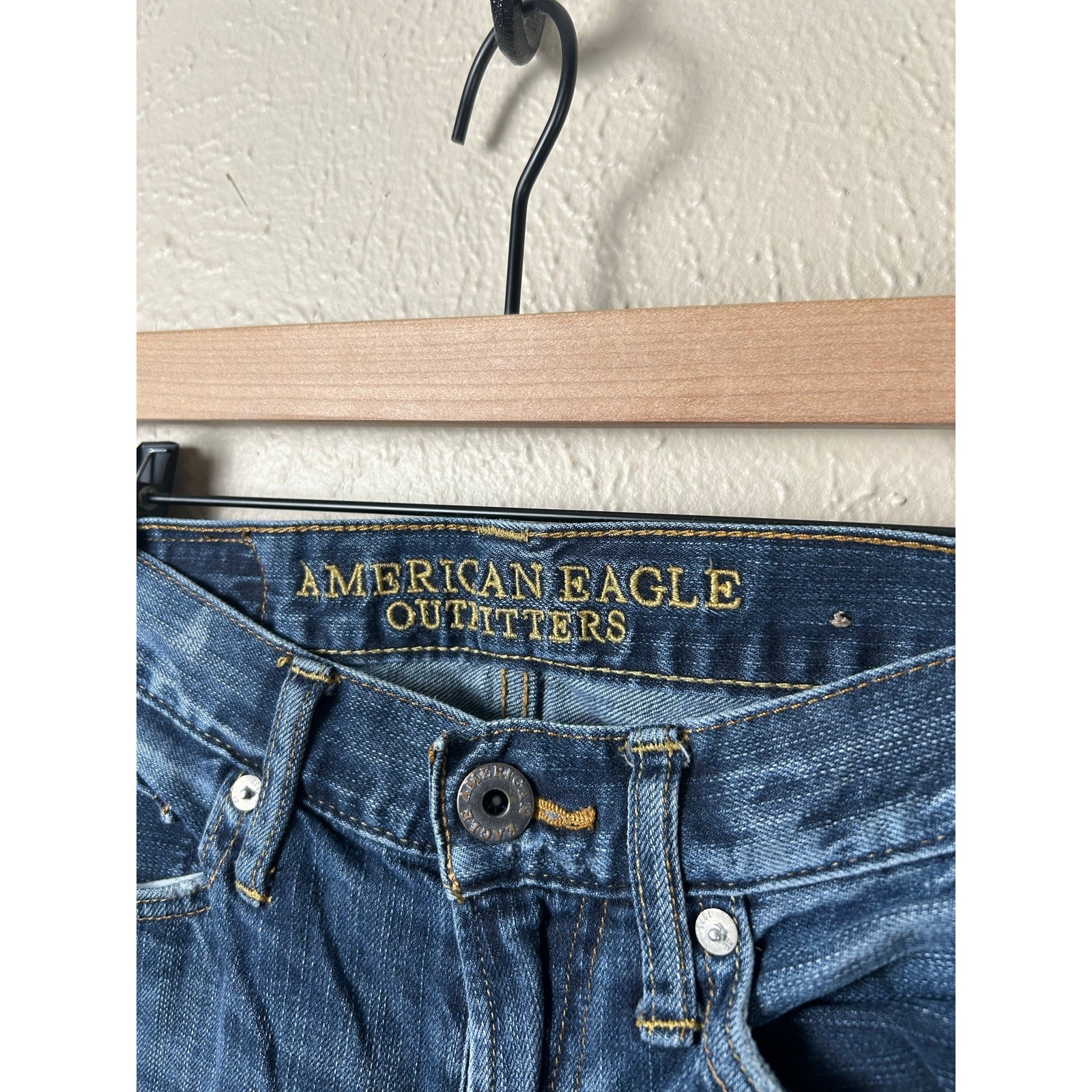 American Eagle Jeans Men’s Size 28×32 Blue Denim Tapered Leg Classic Pants