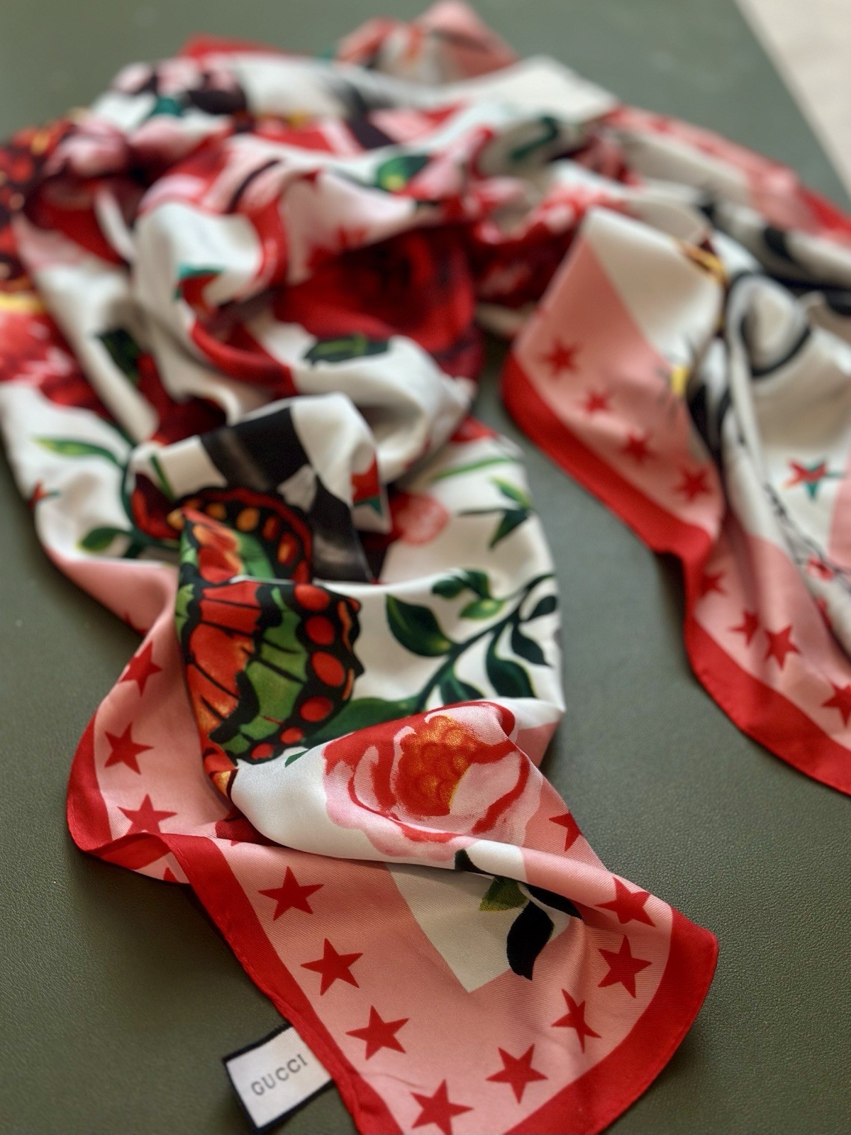 Gucci L’Aveugle Par Amour Floral Snake Butterfly Square Satin Silk Scarf