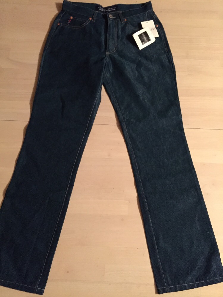 Guess ? Women’s Jeans Original Design Tapered High Waist Lightweight 28 X 31 NWT
