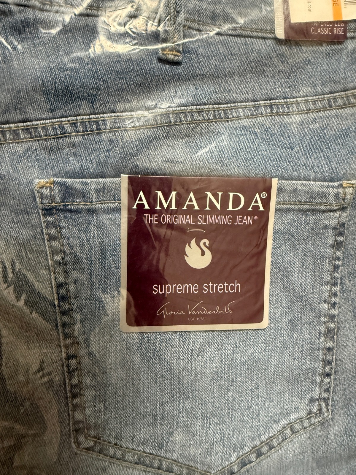 Gloria Vanderbilt Amanda Jeans 24W Average Tapered Leg Callisto Wash NWT