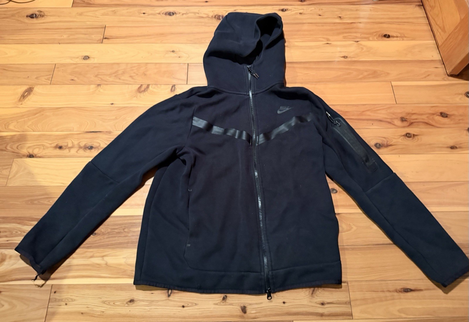 Nike Tech Fleece Men’s Full Zip Hooded Basic Jacket Black M Polyester Shell