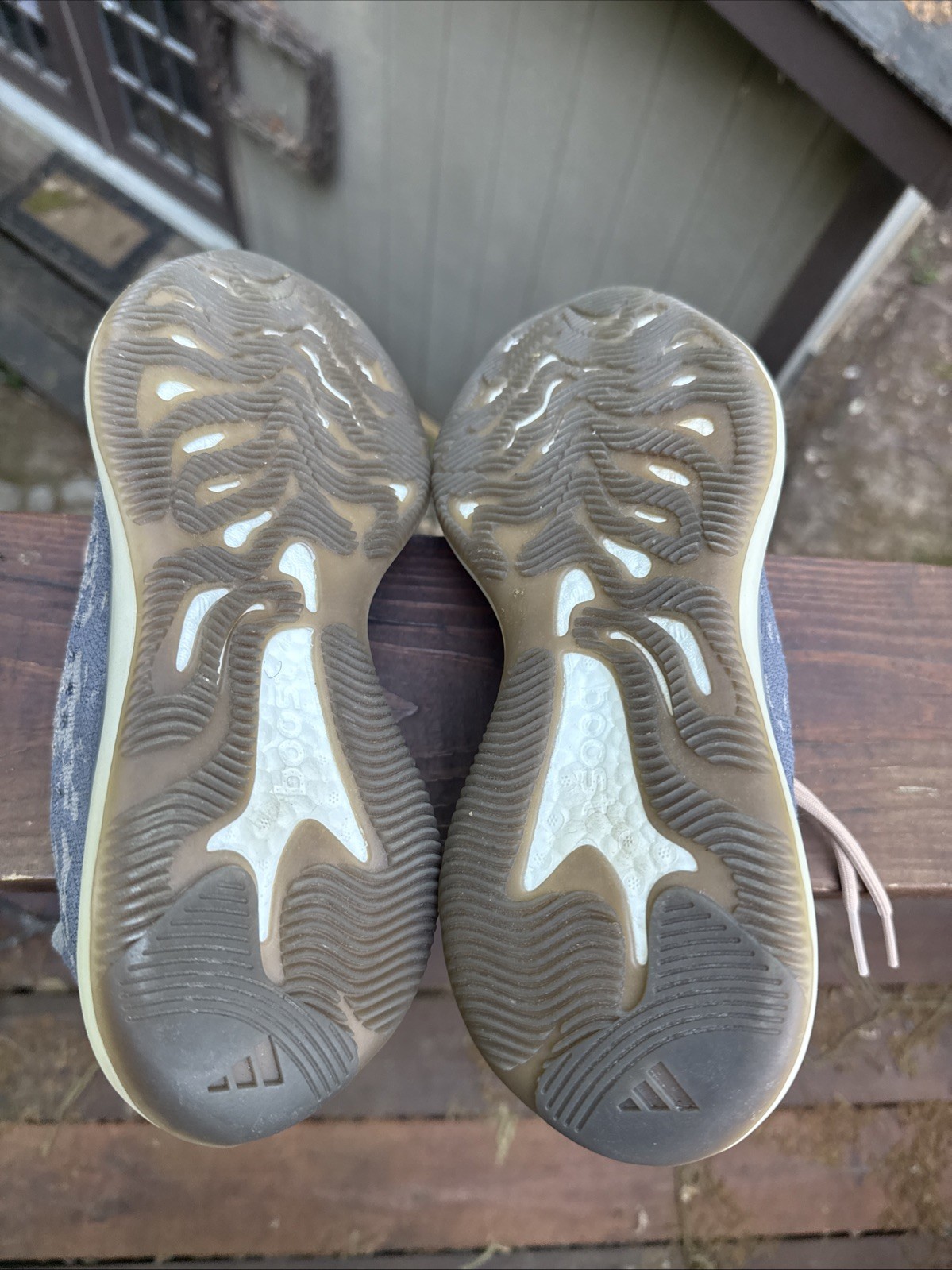 Adidas Yeezy 380 Boost Men’s Size 9.5 FX9764