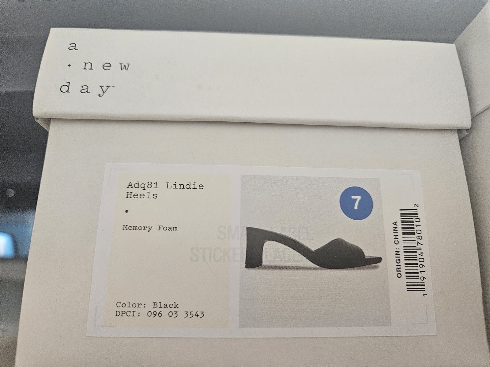 Women’s Lindie Mule Heels – A New Day Size 7