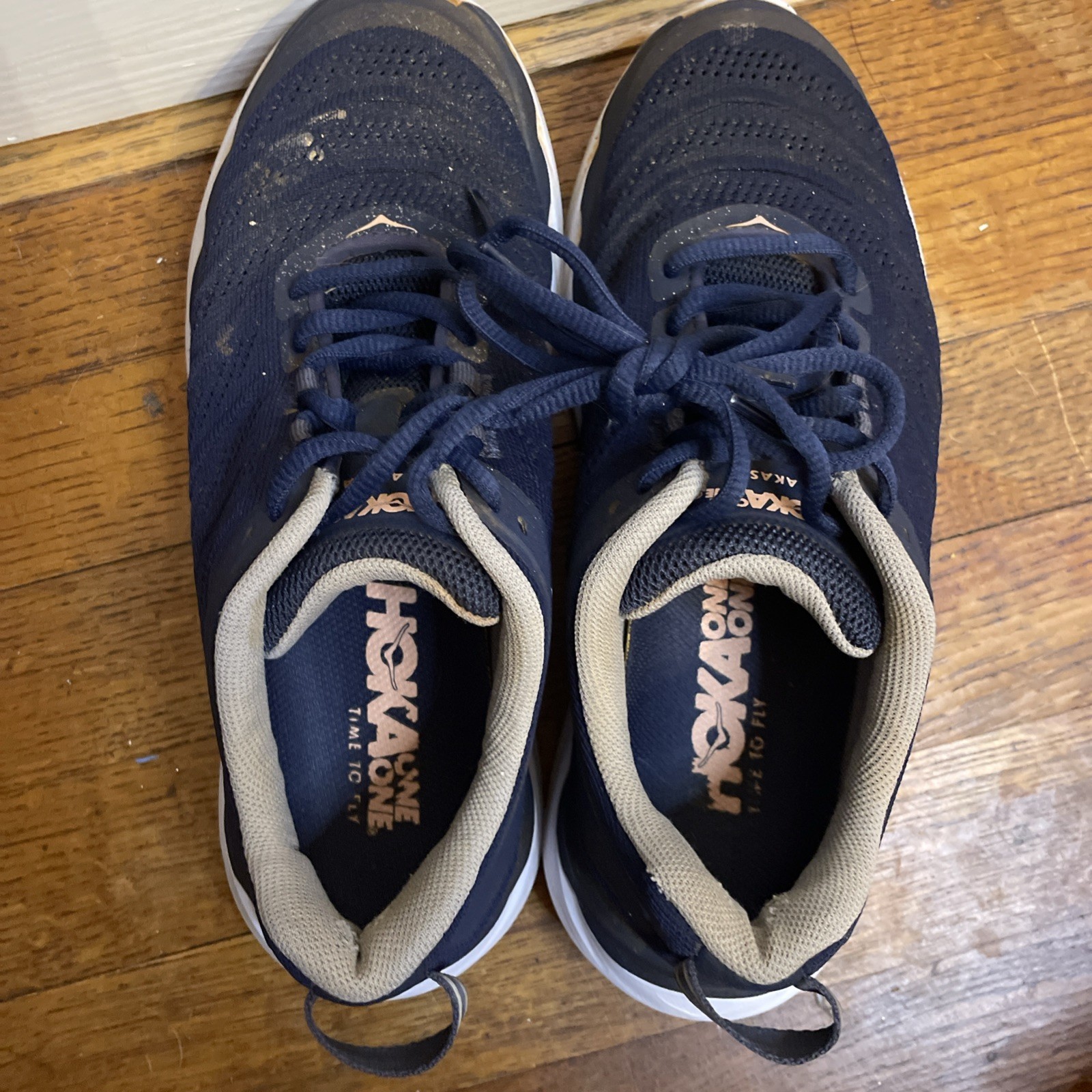 HOKA One One W Akasa Time To Fly Navy Peach White US 6 EU 37 1/3