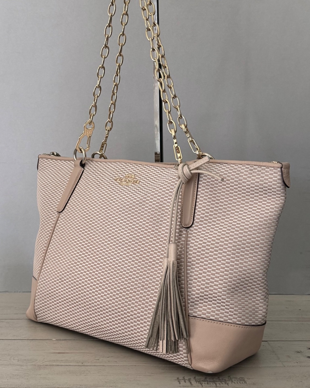 Coach Ava Tan & Cream Vintage Tote Bag Shoulder Bag- Gold Chain Straps