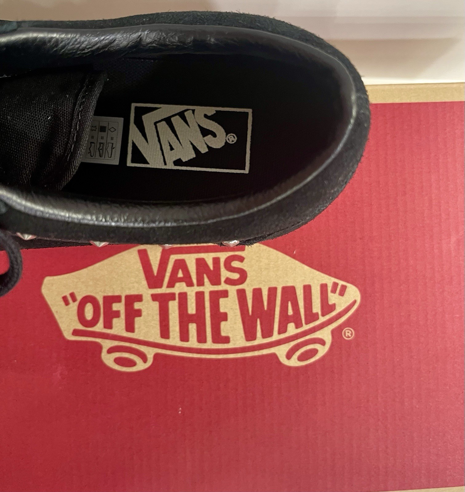 VANS Off The Wall Old Skool Spikes Black Studded Skate Shoes Men 8.5 Women 10