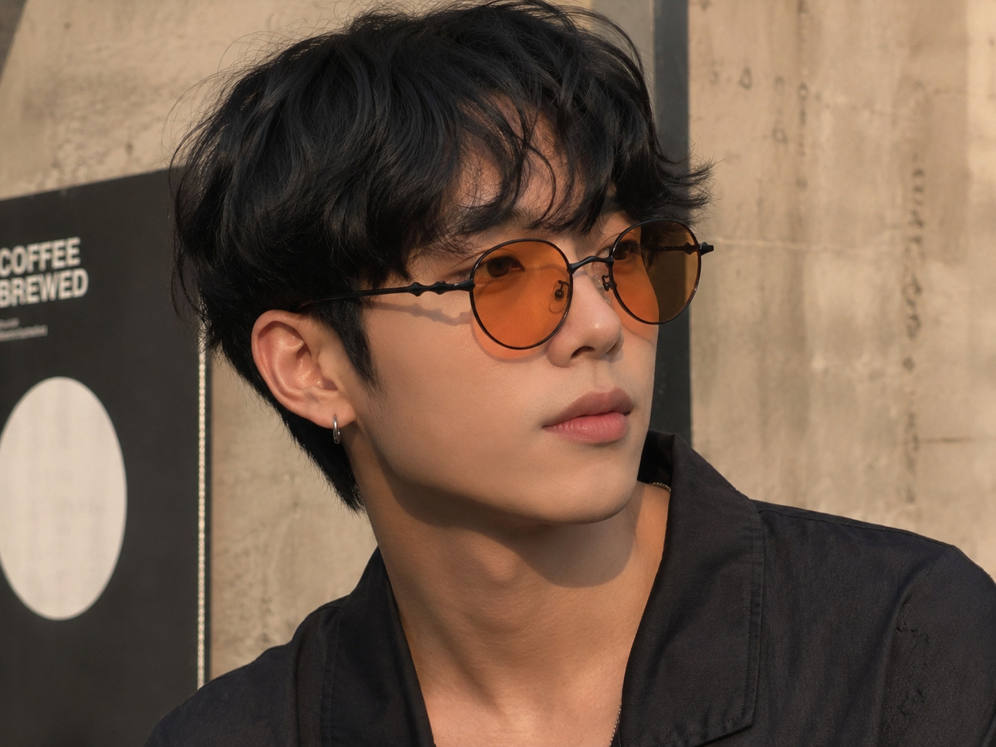 New Round Sunglasses Amber Lens Sculpted Black Metal Frames Korean Style Retro