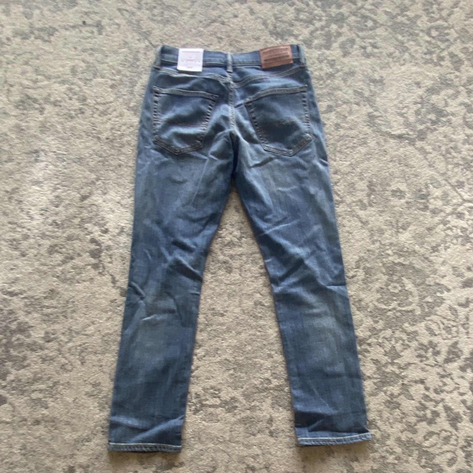Lucky Brand CoolMax All Season Straight Fit Stretch Blue Jeans 5-Pocket NWT