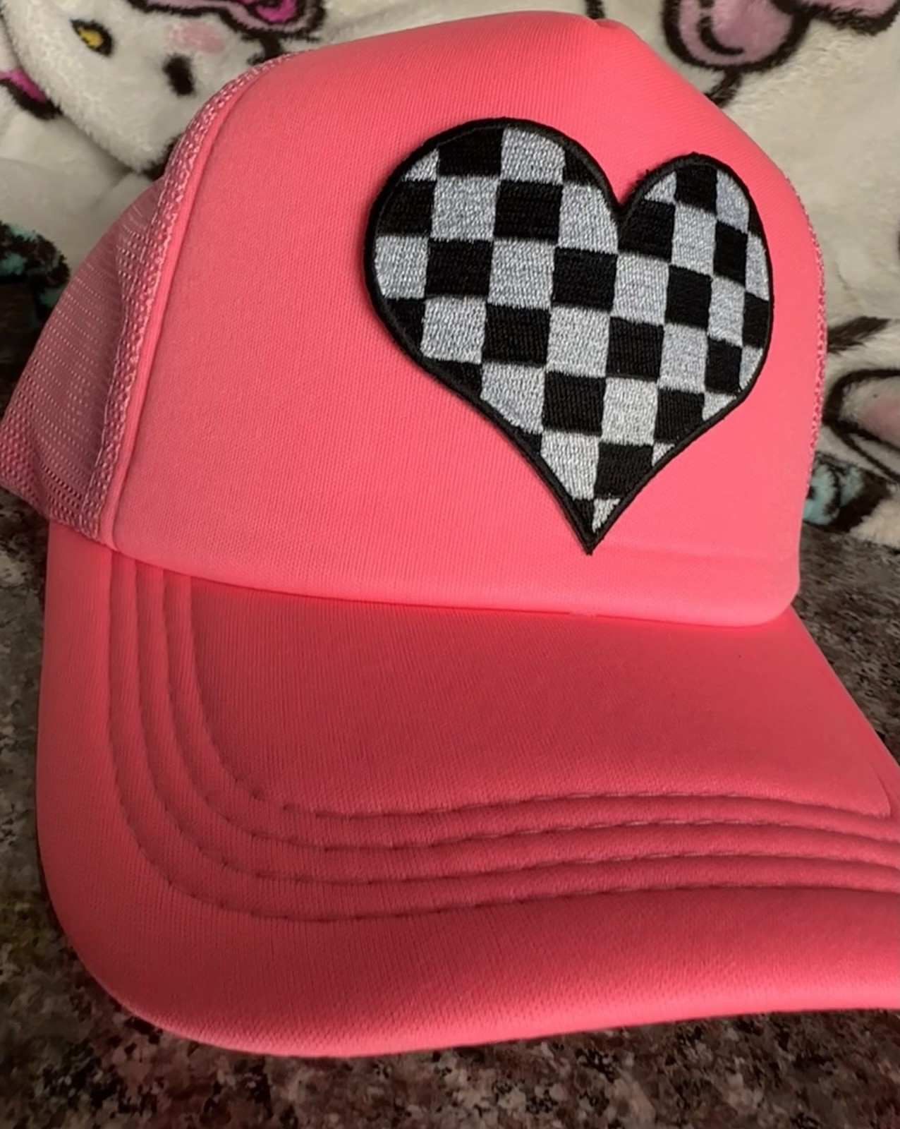 Hot PINK Checkered Heart Hat Foam Mesh Baseball Cap Snapback Hats Caps Retro