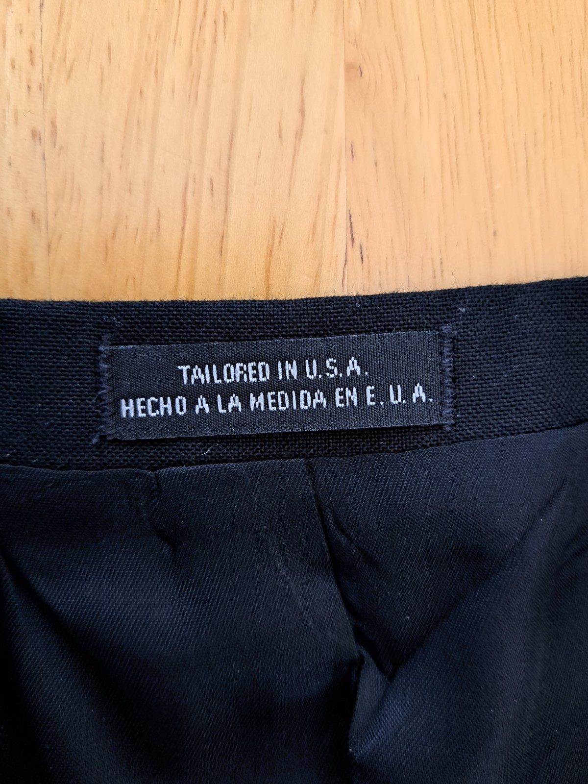 Stafford Tailored Fit Black Suit 50R Jacket 42×30 Pants Polyester & Worsted Wool