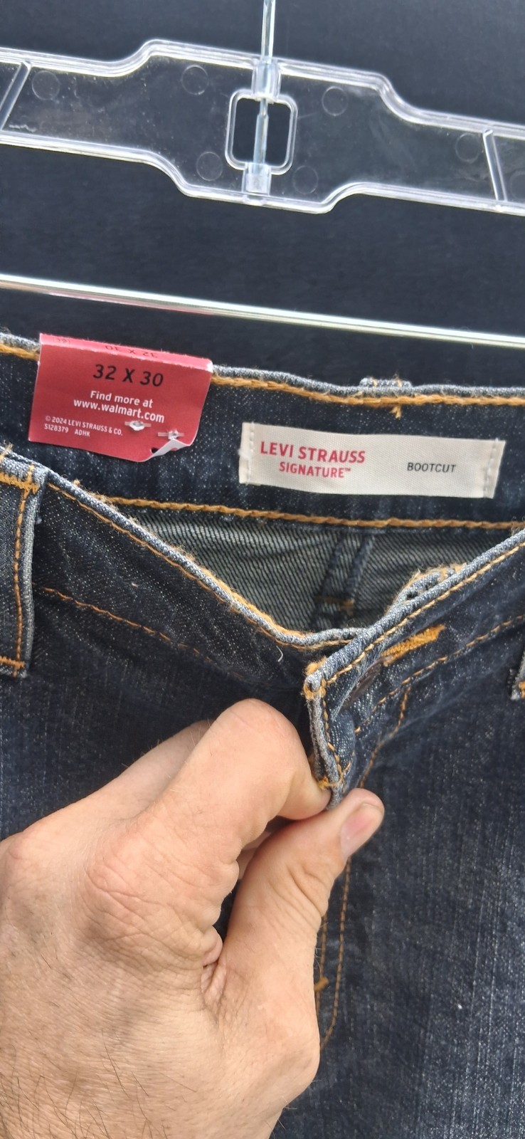 Levi Strauss Signature Men’s Bootcut Jeans Regular Fit Dark Wash Blue Denim