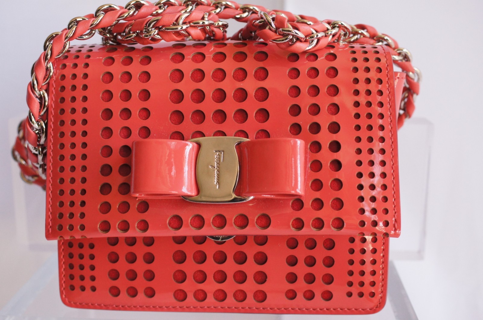 New Salvatore Ferragamo Women’s Bag Ginny Crossbody Clutch