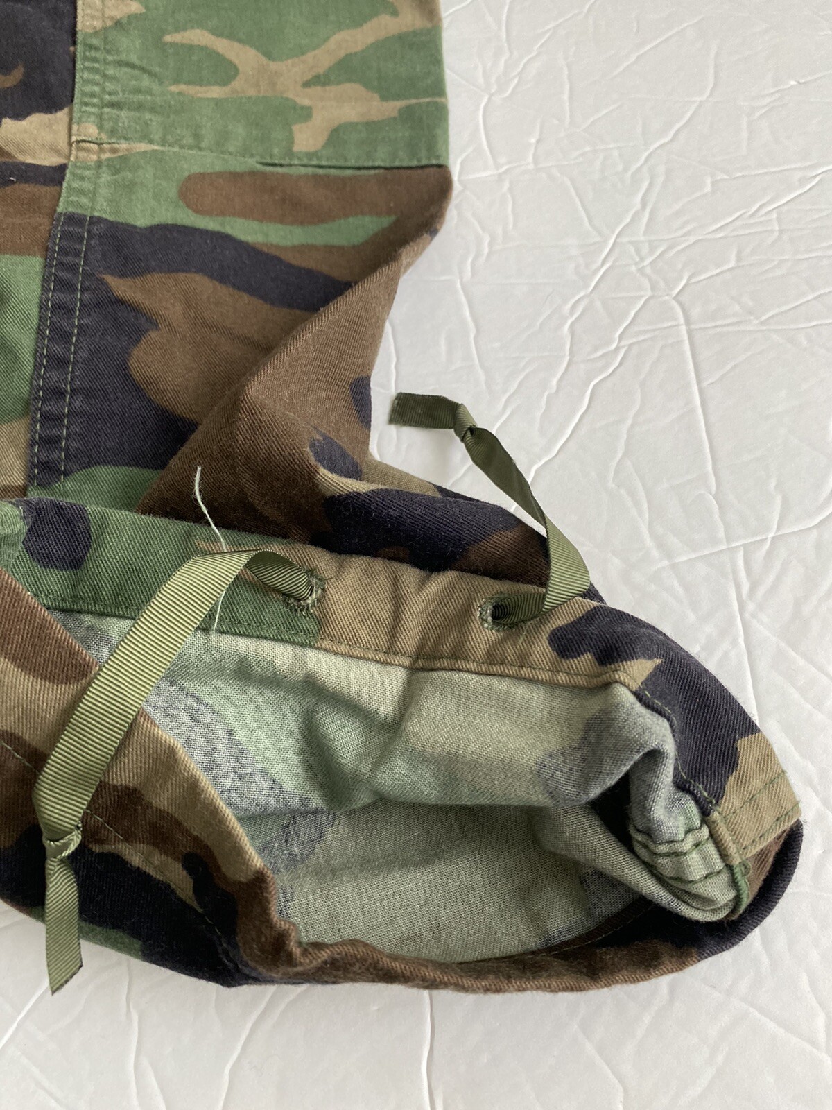 military cargo camo pants mans M heavy weight ,long 42 1/2 in, rise 12 in