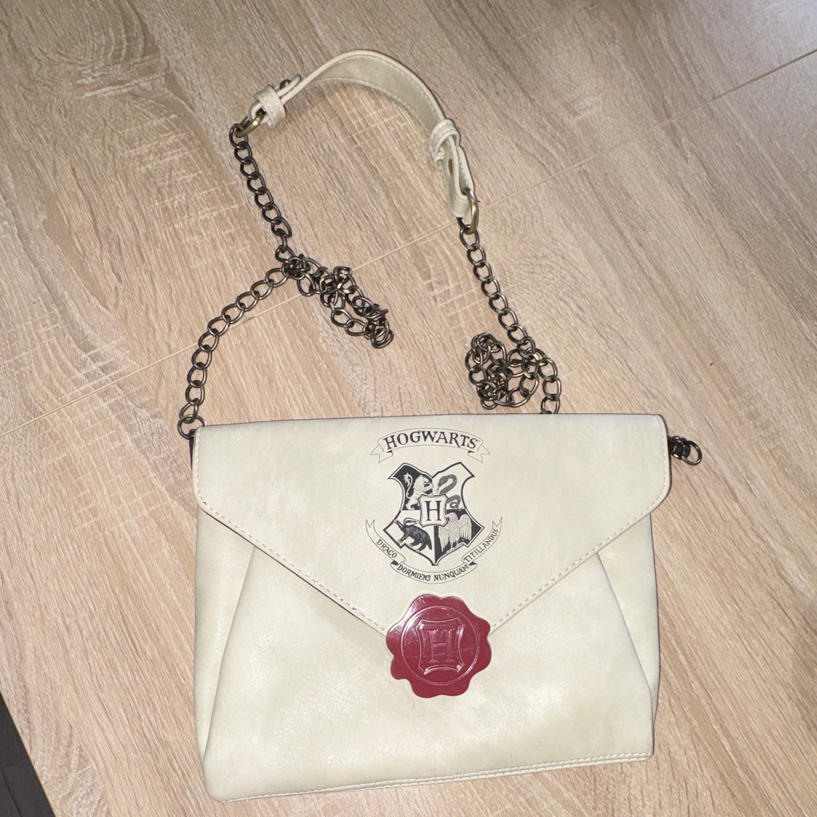 NWT! BIOWORLD HARRY POTTER ENVELOPE CLUTCH PURSE