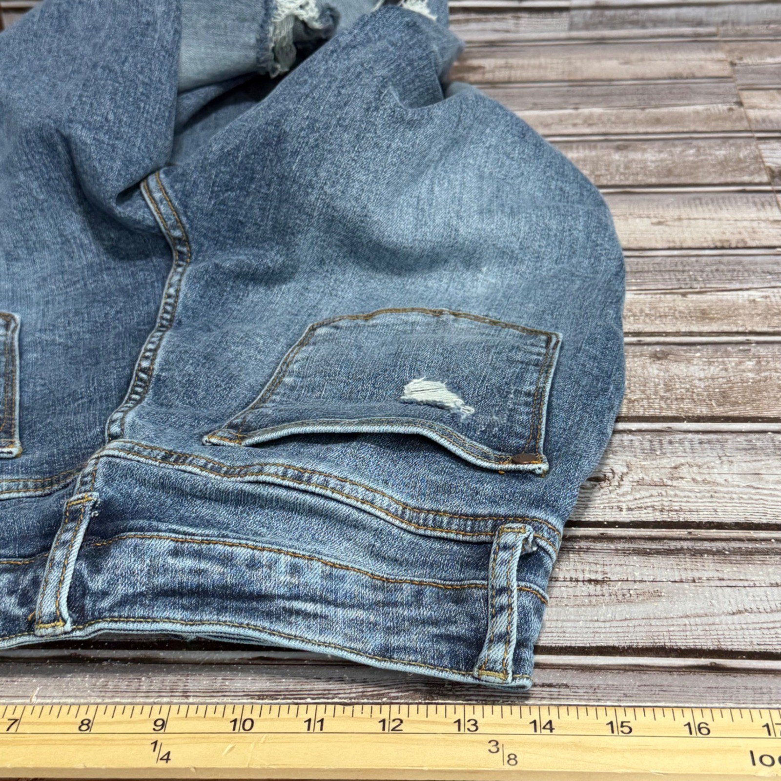 Judy Blue Distressed Slim Fit Medium Wash Denim Jeans Size 7/28 Blue Tapered Leg