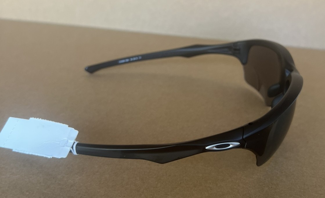 Oakley Flak Beta Men’s Sunglasses Jade Iridium Black 009363 64-08-131 New w Tags