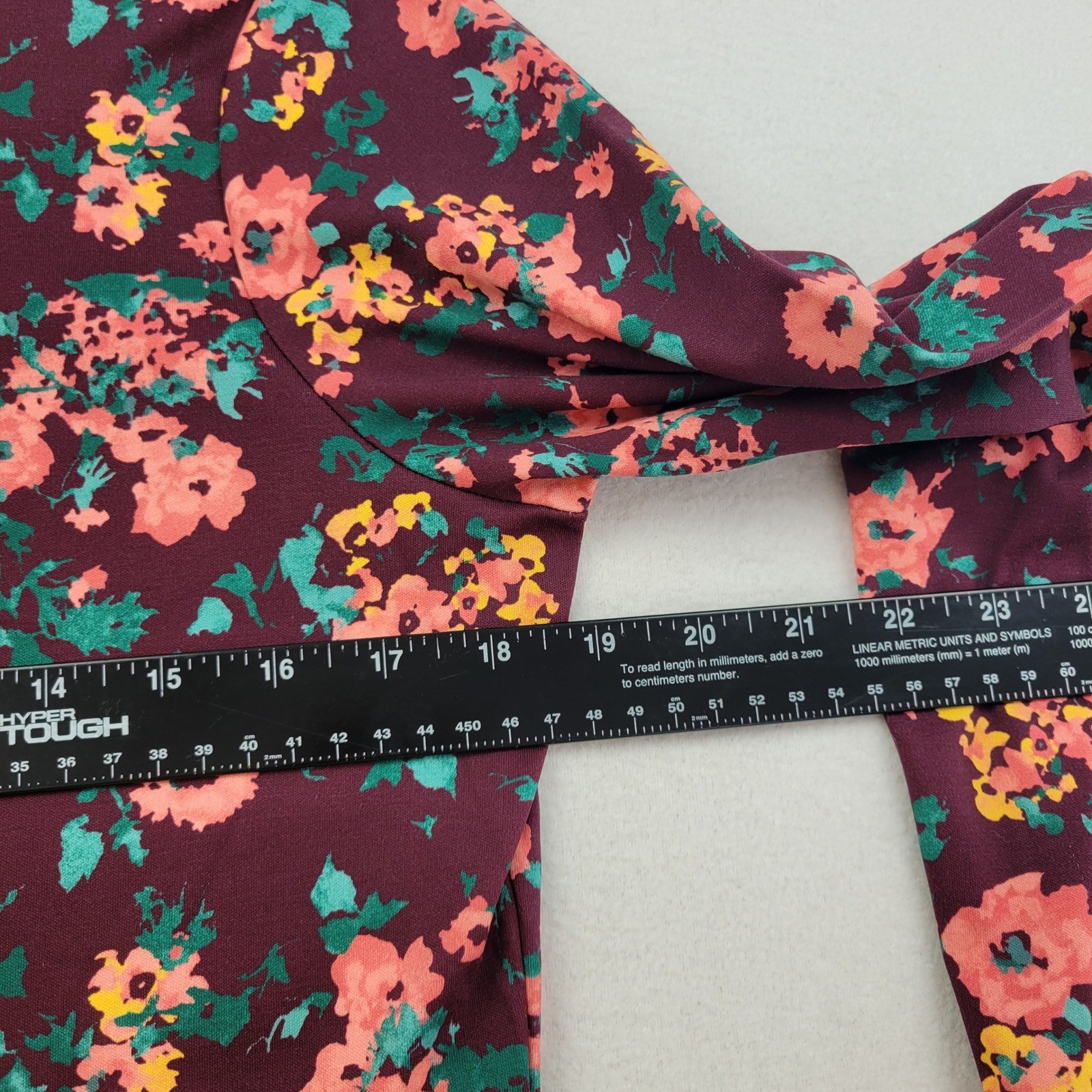 LL Bean Womens Pima Cotton Turtleneck Size Small Top Burgundy Floral 512331