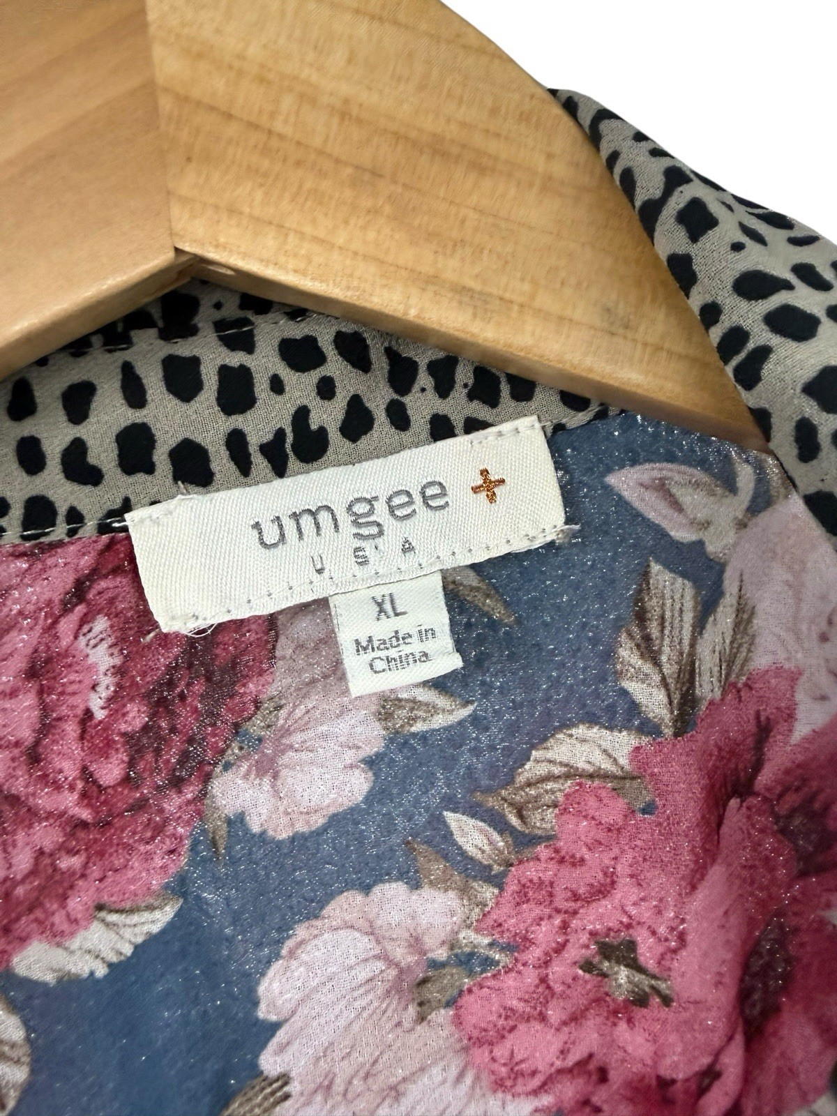 Umgee USA Floral Cheetah Chiffon Button Up Blouse Lightweight Womens XL