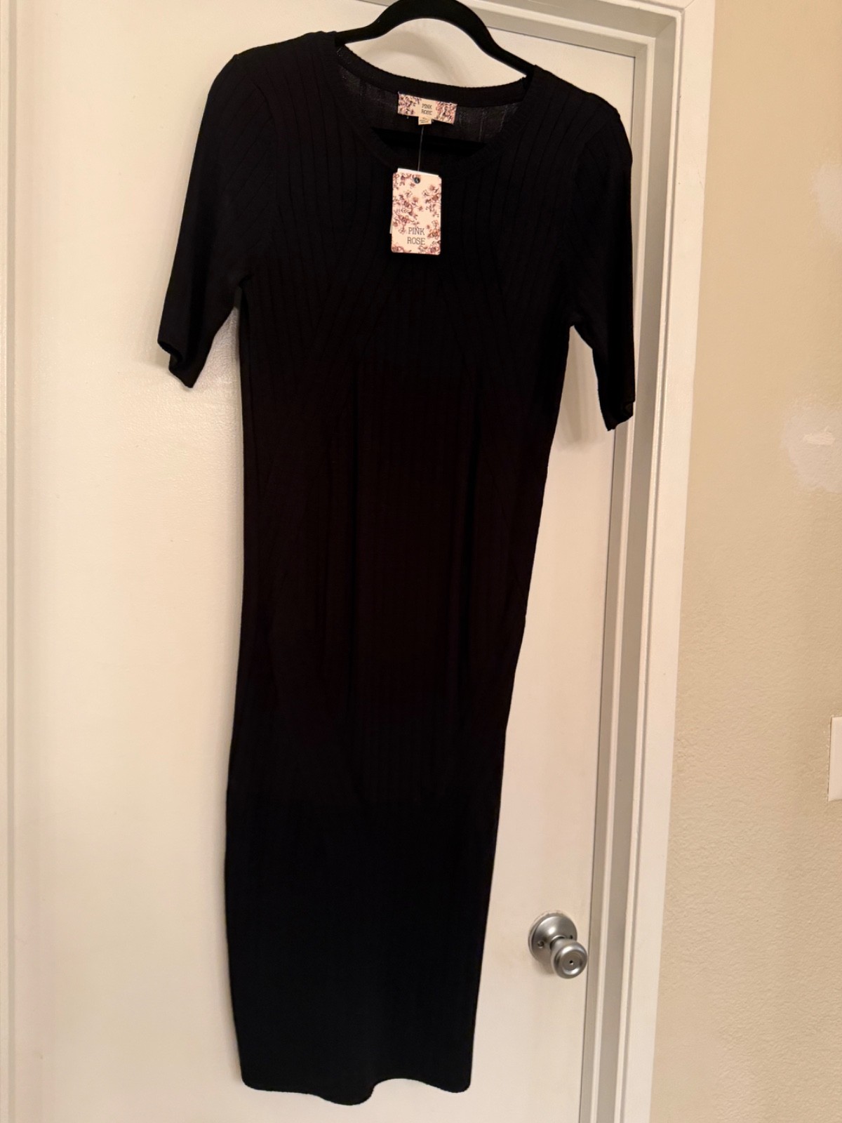 NEW Pink Rose Knit Sweater Dress, Crewneck, Short Sleeve XL