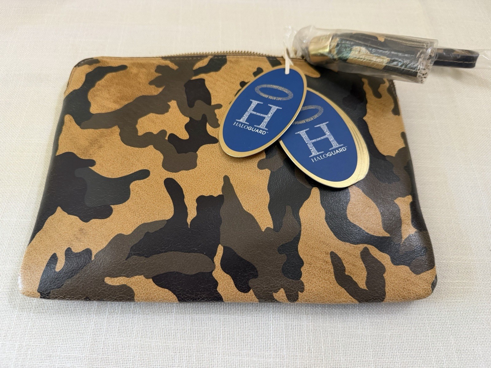 G.L.L.I. HALO RFID Wristlet Zip Tech Pouch Clutch Camo Leather Tassel NEW