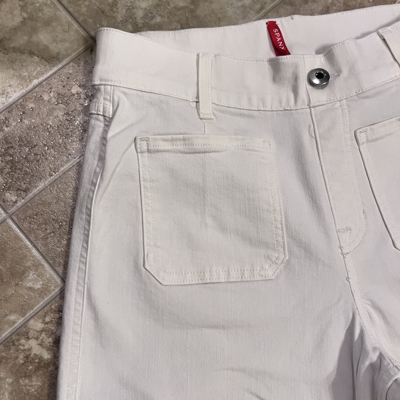 SPANX Women’s Wide-Leg Cropped Jeans Denim Stretch Button Fly Pockets Size M
