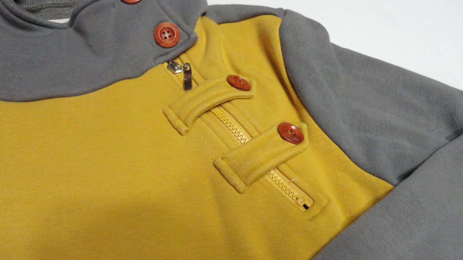 Alaska Chicks Hoodie Sz XL Gray/Mustard Button/Zipper Left Shoulder Enjoy Life