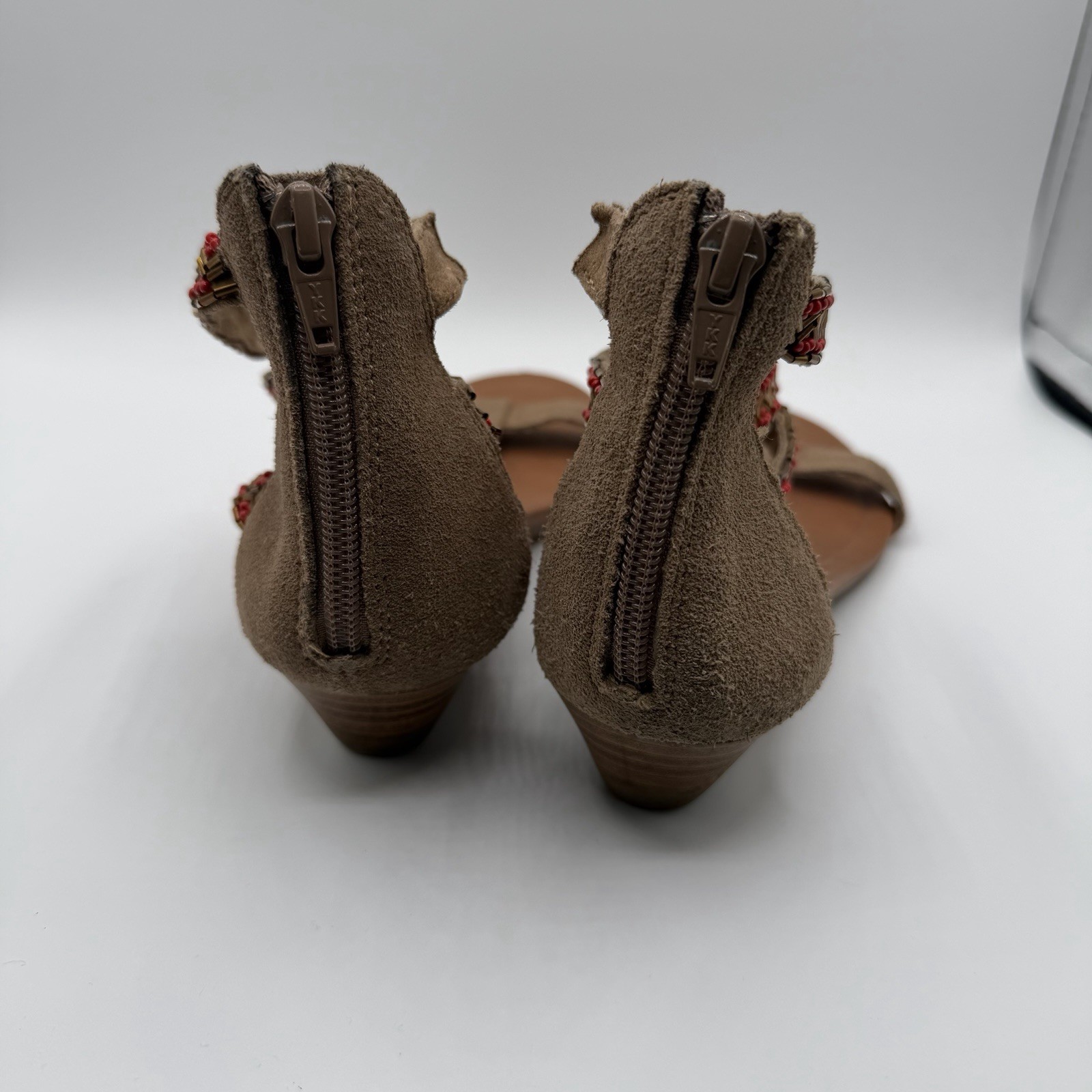 Minnetonka Beaded Gladiator Wedge Sandals Leather Back Zip Boho Size 7