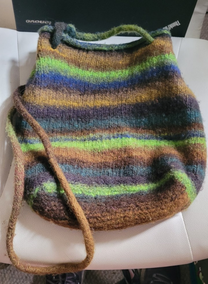 Crossbody Purse ?Wool? Drawstring Closure No Lining Multicolor Striped 11″x11″